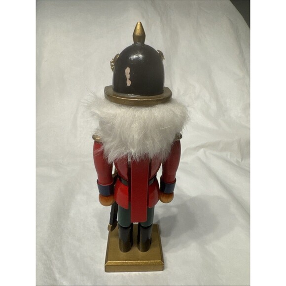 Wooden Knight/Soldier Nutcracker Approx 10 To 10-1/2” Tall - Picture 4 of 11